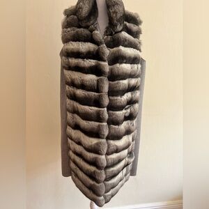 Loro Piana 100% Cashmere Italy 100% Chinchilla Real Fur , Vest Size S / M